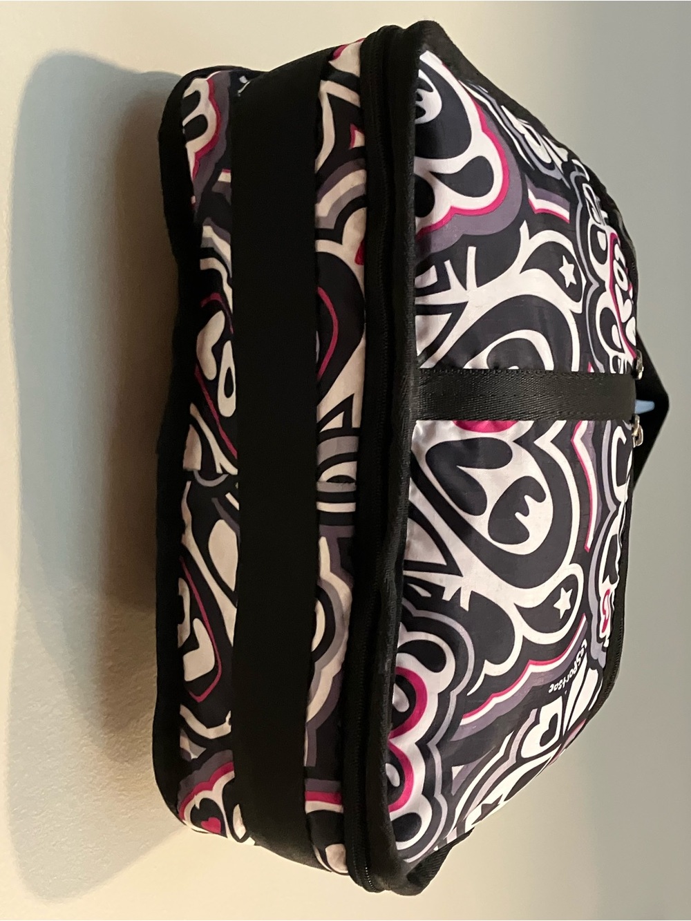 LeSportsac Love Crossbody Shoulder Bag - Picture 3 of 6